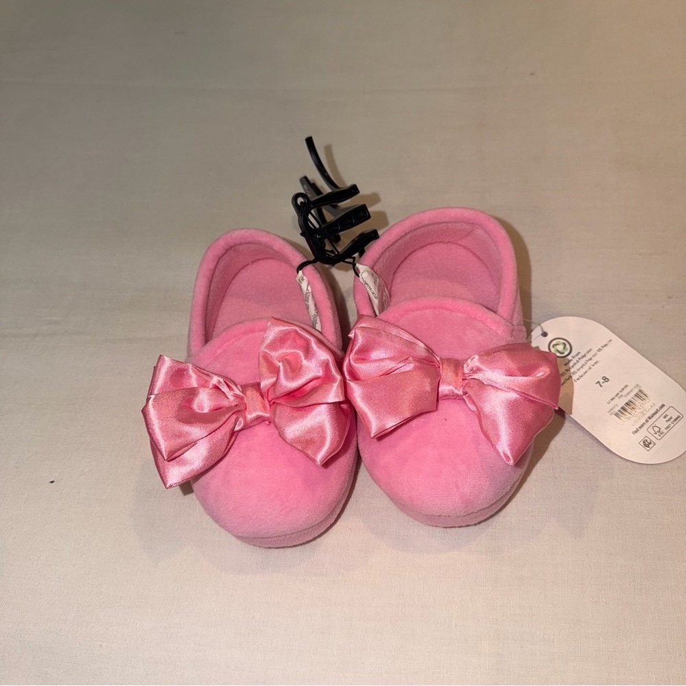 Toddler Girls Pink Bow Slippers NWT Cozy House Shoes - Size 7